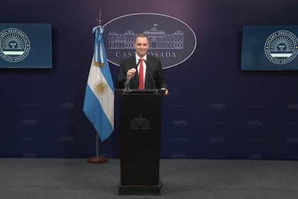Manuel Adorni