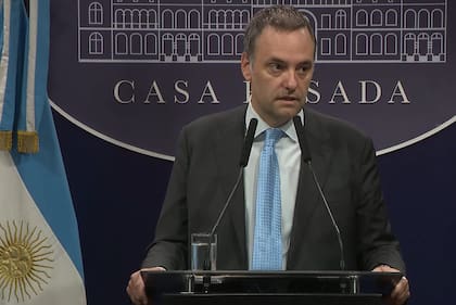 Manuel Adorni, en la conferencia de hoy