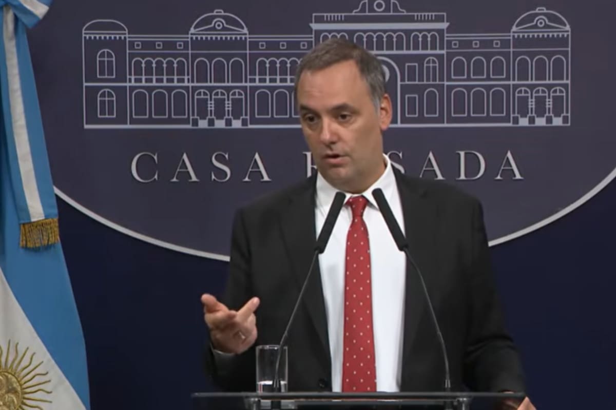 Manuel Adorni en la conferencia de prensa de este miércoles