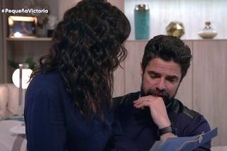 Pequeña Victoria: Manuel le pide a Jazmín que se vaya con él a Alemania