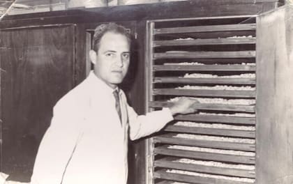Manuel, el abuelo que empezó con la fábrica