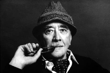 manuel mujica lainez