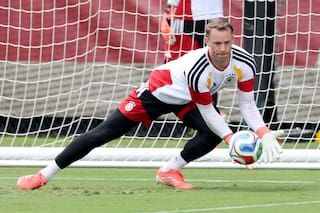 Alemania afronta un debut “fácil” con tensión: su arquero de 40 años había dejado el equipo, volvió y desplazó al titular