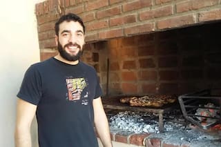 Se iba a ir de viaje con su novia pero le envió un mensaje y desapareció