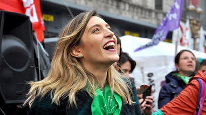 Manuela Castañeira, excandidata presidencial por Nuevo MAS, dijo que desde su espacio "no comparten el llamado a no marchar", e indicó que mañana se movilizarán hacia Plaza de Mayo