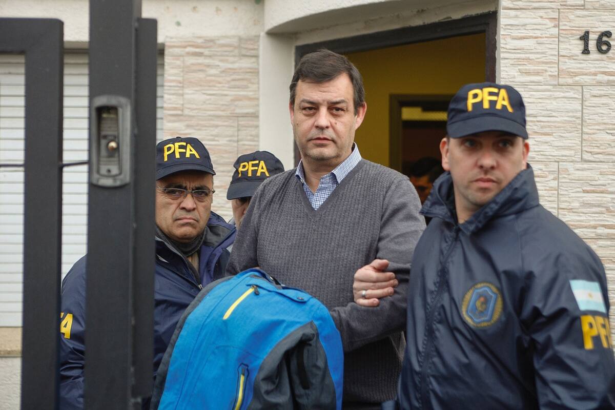 Manzanares declarará esta semana ante el juez Bonadio sobre Hotesur, la firma que operaba los establecimientos de la ex familia presidencial; busca ser aceptado como arrepentido