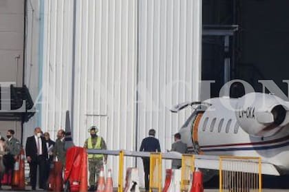 El jefe de Gabinete y gobernador de Tucumán en uso de licencia, Juan Manzur, suele hacer uso del avión oficial