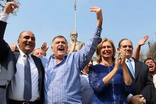 El gobernador de Tucumán tomó distancia de Alperovich: “Tiene que hacer caso a lo que la Justicia falló”