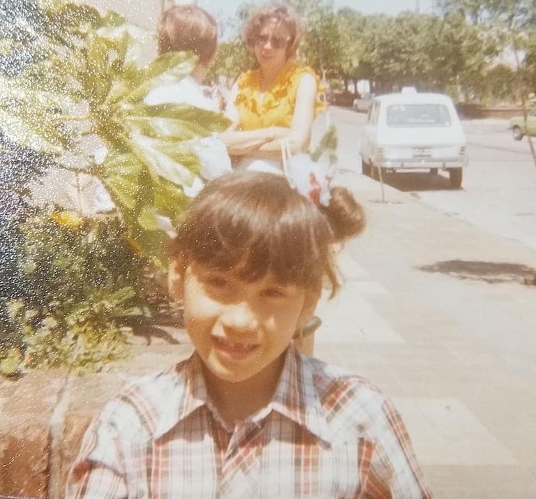 Mar, de una infancia errática a reinventarse en Bélgica