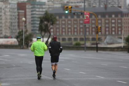 Apenas algunas personas se animaron a mantener su práctica deportiva individual en Mar del Plata