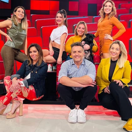 Mar Tarrés limó asperezas con las angelitas en su debut como panelista de Los ángeles de la mañana (eltrece)
