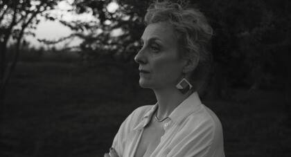 Mara Bestelli en El mensaje (2025), de Iván Fund
