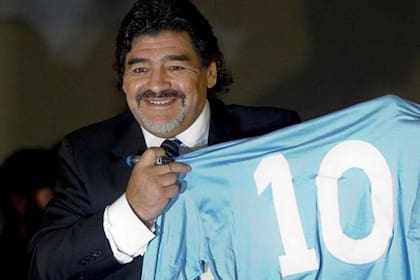 Maradona le dio la bienvenida a Alberto Fernández y a Cristina Kirchner con un motivante mensaje.