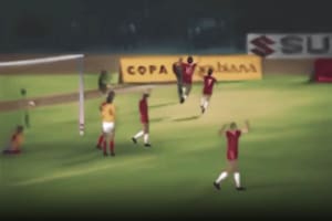 Así quedó el video restaurado del gol que Maradona eligió como el más lindo que hizo (y no fue a Inglaterra)