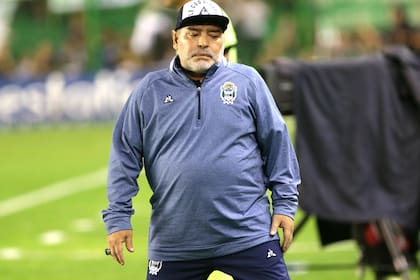 Maradona criticó a Espinoza: "Es un mentiroso, un cobarde"