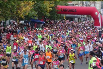 Maratón A Pampa Traviesa, quizá la única prueba de 42 km en asfalto que se realice al menos hasta la primavera