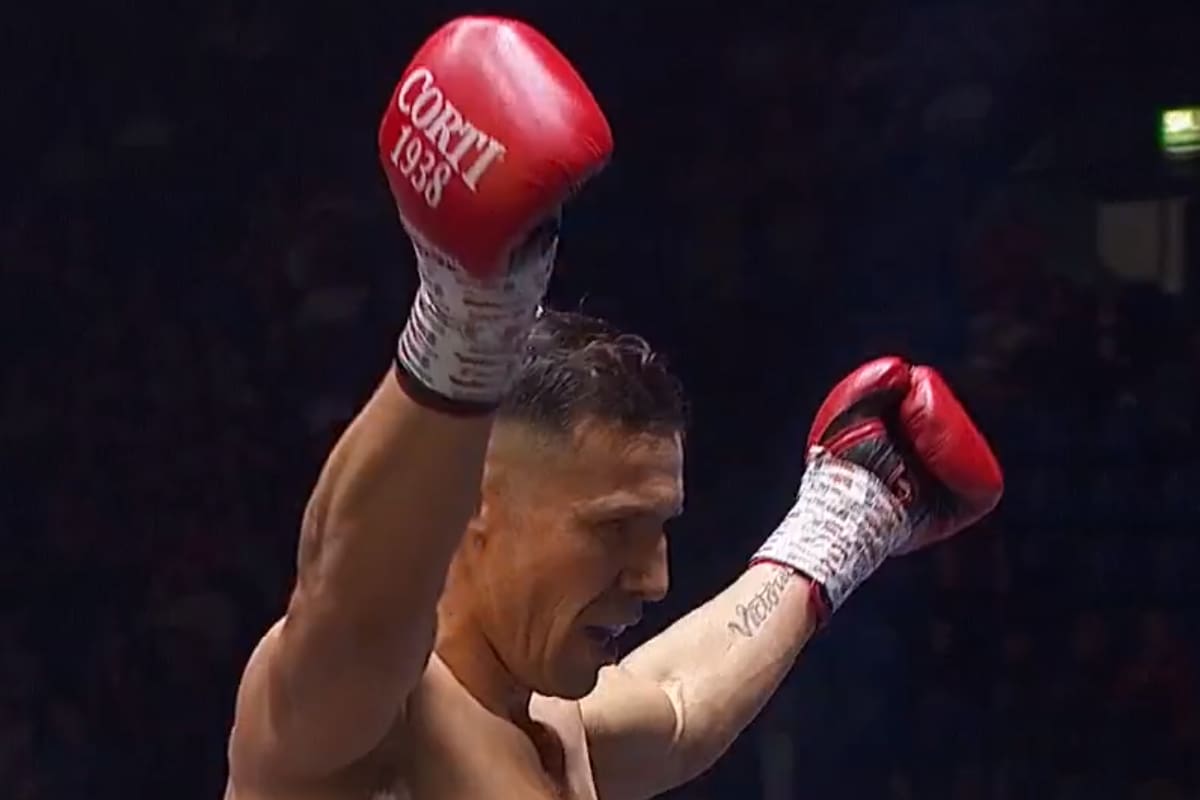 Maravilla Martínez noqueó al colombiano Jhon Teherán en el primer round.