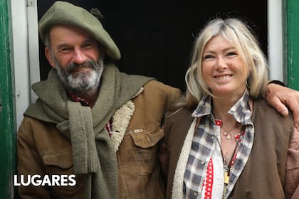 Marc-Antoine Calonne e Isabelle De Marcellus, anfitriones de Santa Thelma