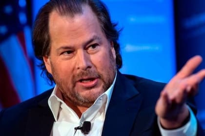 Marc Benioff, el director ejecutivo de Salesforce, aconsejó a Liu y a sus socios, cuando empezaban a emprender
