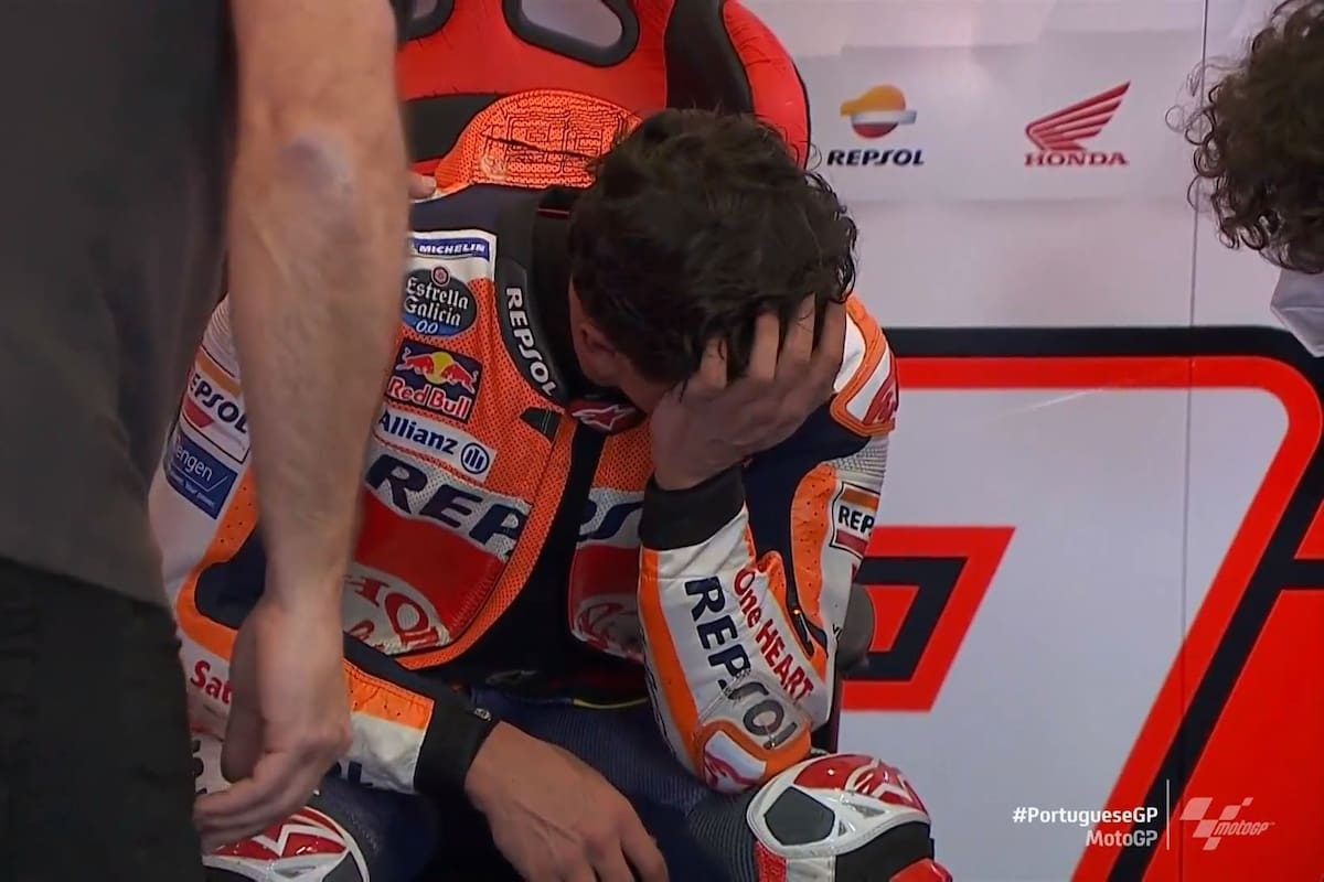 Marc Márquez sufre una alteración visual que le hace percibir doble y es baja del cierre de año del MotoGP; el español padeció la misma lesión ocular en 2011