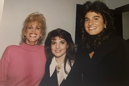 Marcela Berbari junto a Valeria Lynch y Gabriela Sabatini, en sus años de Indiscreciones