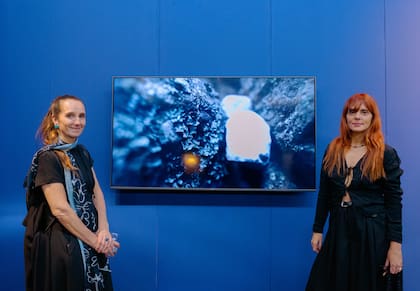 Marcela Cabutti y Virginia Martin, galerista de NN.