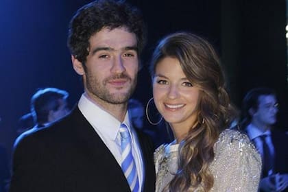 Marcela deja atrás la soltería de la mano de su novio desde hace 6 años, Fernando Sieling