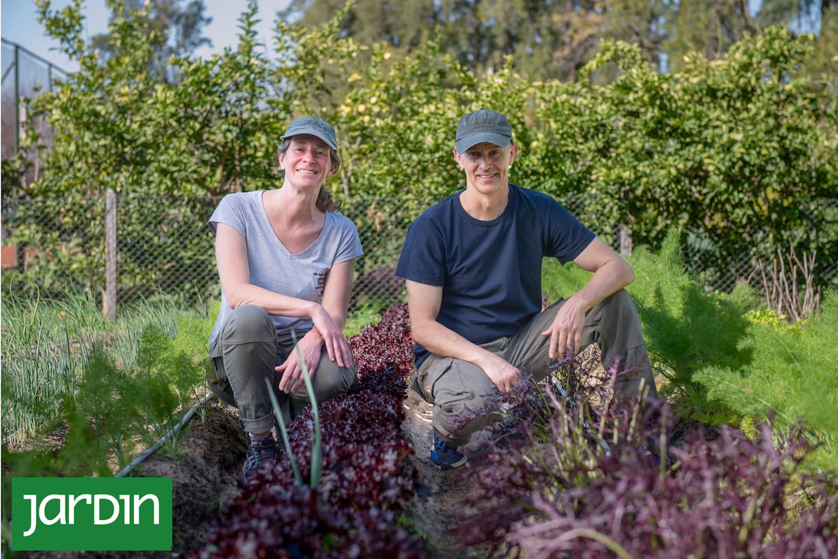Marcela Harris y Christian Krizaj están al frente de la huerta que provee al grupo Mezcla