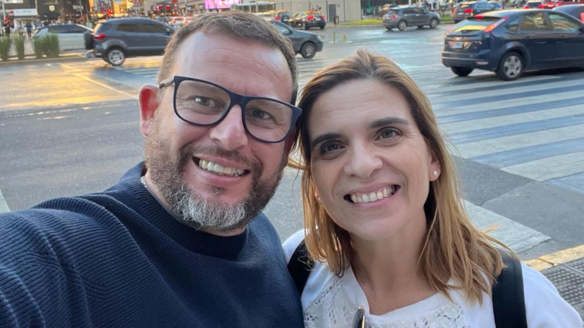 Marcela junto a su marido en un viaje a Buenos Aires.
