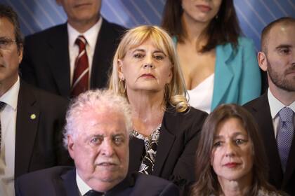Marcela Losardo (centro) ocupará el Ministerio de Justicia