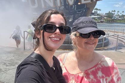 Marcela Ortiz viajó a Estados Unidos junto a su hija Shelsian en 2025