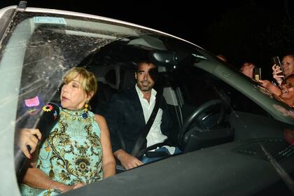 Marcela Tinayre y su hijo, Nacho Viale. La gran ausente, pero con aviso, fue Mirtha Legrand, que le había "regalado" públicamente su voz al video de Telefe que la homenajeaba