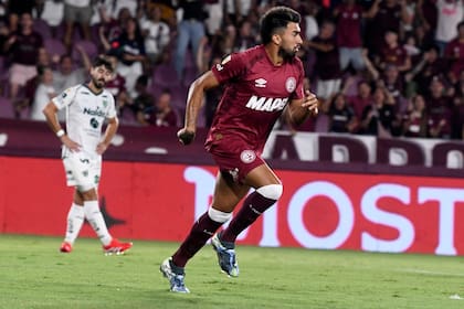 Marcelino Moreno es un mediocampista con gol: marcó en su última visita al Monumental