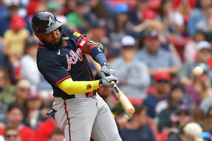 Marcell Ozuna conecta jonrón por segundo día seguido y los Braves vencen 10-4 a Medias Rojas