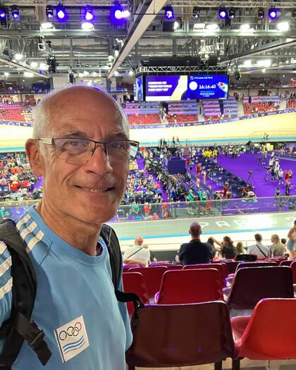 Marcelo Alexandre, leyenda del ciclismo argentino, es director deportivo de 24 Series BA. En la foto, durante la competencia de ciclismo en los Juegos Olímpicos de París