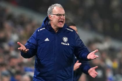 Marcelo Bielsa durante el partido de fútbol de la Premier League inglesa entre Leeds United y Arsenal