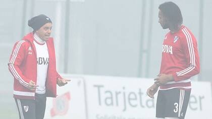 Marcelo Gallardo con Mina