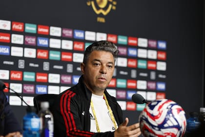 Marcelo Gallardo durante la conferencia