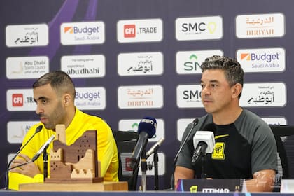 Marcelo Gallardo en una de las conferencias de prensa con Al Ittihad