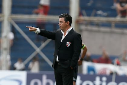 Marcelo Gallardo señala el camino de River