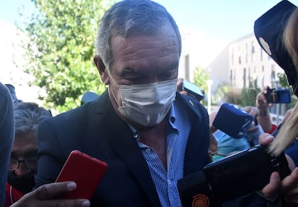 Marcelo Macarrón, al ingresar en la sala de audiencias de los Tribunales de Río Cuarto, donde comenzó a ser enjuiciado como instigador del homicidio de su esposa, Nora Dalmasso