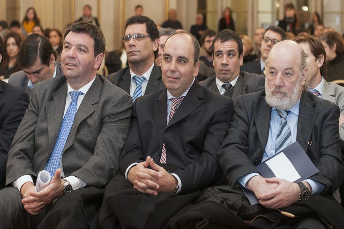 Marcelo Martínez de Giorgi (centro), en una foto de hace dos años junto a Ariel Lijo y al fallecido Claudio Bonadio