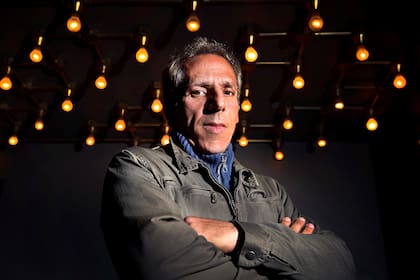 Marcelo Mazzarello estrenó su ópera prima “sin subsidios”, en medio de la crisis del Incaa: “Es más fácil echarle la culpa al Gobierno”