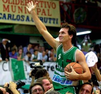 Marcelo Milanesio, el máximo ídolo de Atenas, club en el que ganó siete veces la Liga; el cordobés simboliza la historia del Griego.