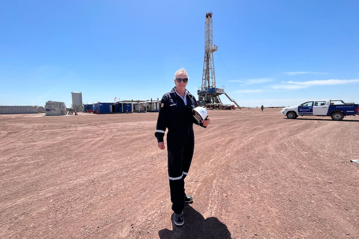 Marcelo Mindlin, en uno de los yacimientos gasíferos de Pampa Energía en Vaca Muerta, donde la compañía opera los bloques Sierra Chata y El Mangrullo