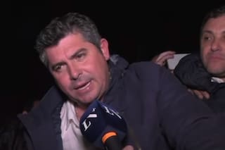 El gobernador de San Juan suspendió su agenda internacional y regresa al país