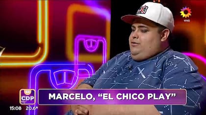 Marcelo Rosada, oriundo de González Catán, es uno de los participantes más jóvenes e hizo carne una problemática que afecta a muchas personas de su edad y lo mantienen en silencio