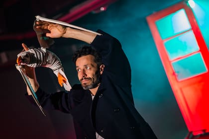 Marcelo Savignone reproduce con pocos elementos el mundo chejoviano