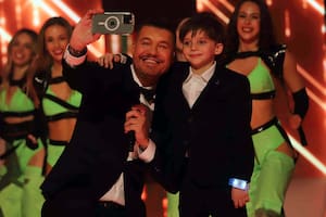 Marcelo Tinelli y la presencia de su hijo Lolo, en el primer programa de Canta conmigo ahora