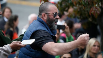 Marcha en Bariloche en respaldo a las fuerzas de seguridad
